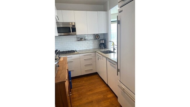 Photo - 150-156 W 56th St Unit 5106