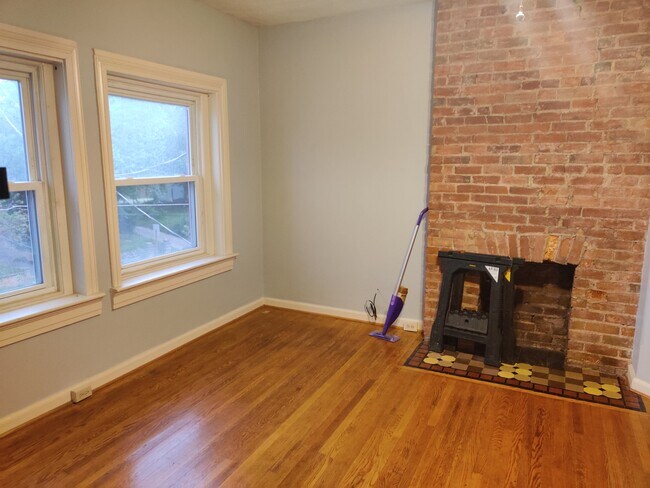 Photo - 1325 Chase Ave Unit 2