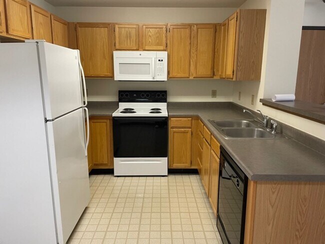 Hollow Creek Apartments