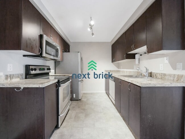 Photo - Beds and 1 Bath Kirkland Condo is Available for Rent!