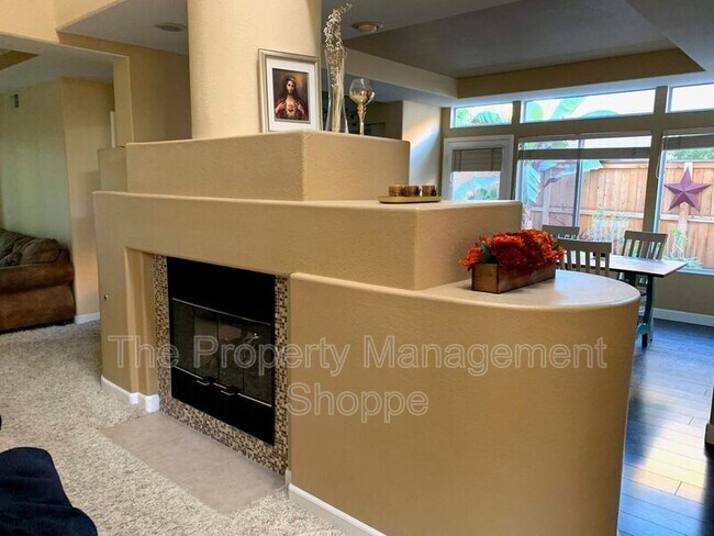 13 Azusa Ave