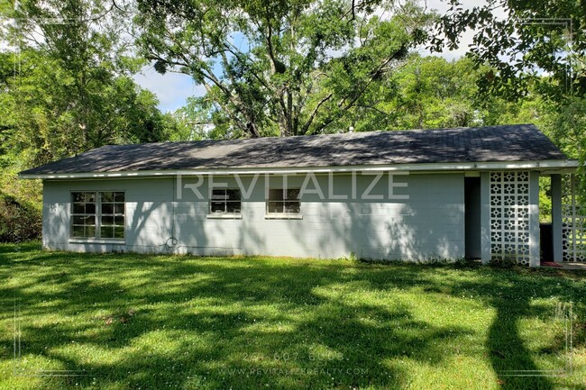 2 Bedroom 2 Bathroom Duplex in Mobile! - 2 Bedroom 2 Bathroom Duplex in Mobile! House