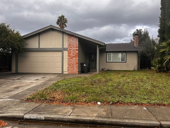 Building Photo - Great one story home close to TAFB