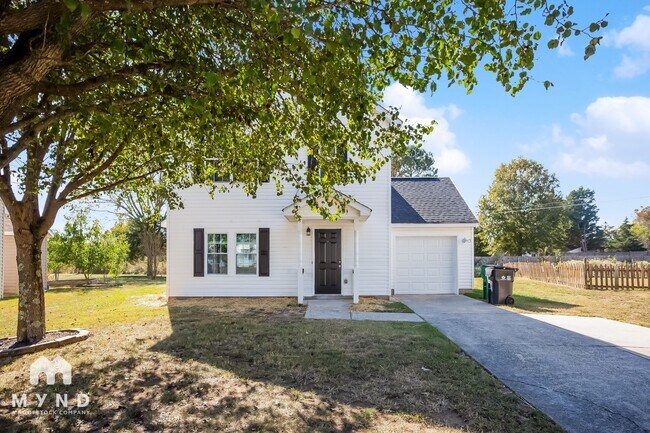 Building Photo - 10325 Cannarti Dr