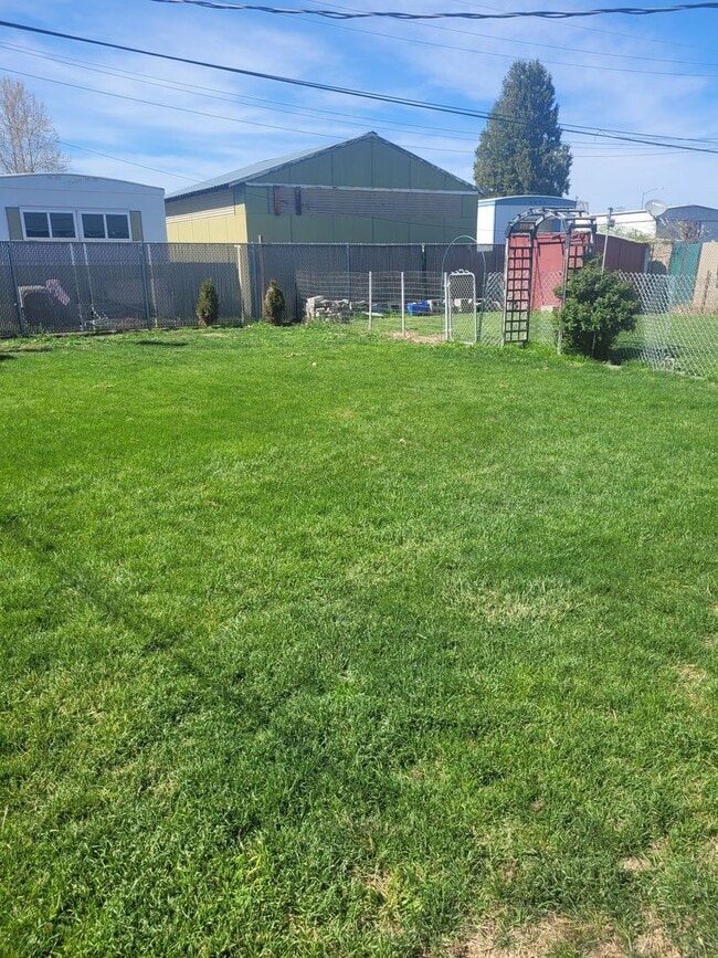 Photo - 107&amp;109NYost Unit 2