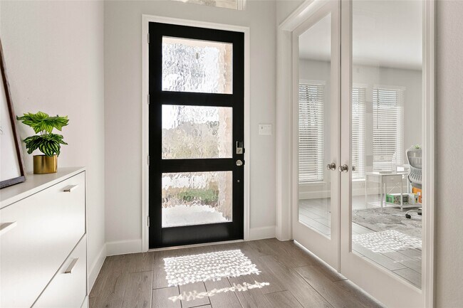 Photo - 508 Stella Beth Way