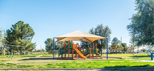 Photo - 2317 S Forgeus Ave