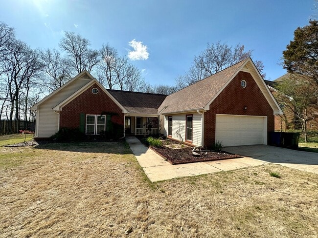 Building Photo - Spacious 4-Bedroom Home with Bonus Room & Exceptional Amenities