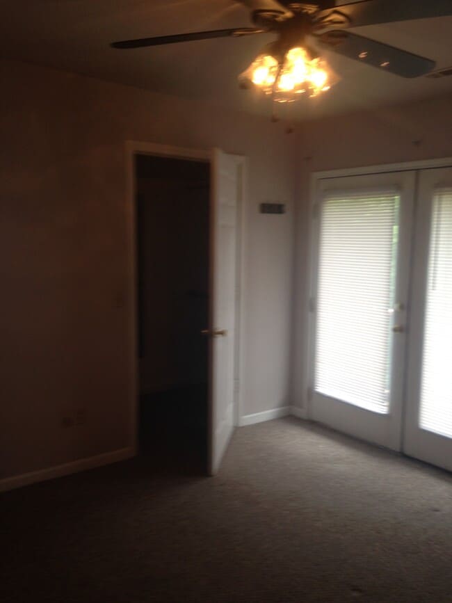 Photo - 1142 W Rochier St