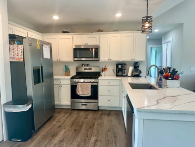 Photo - 4727 Basin St