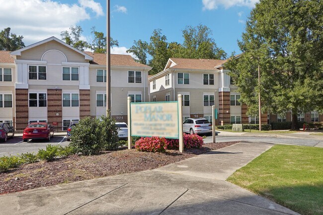 Poplar Manor