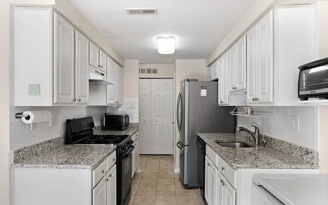 Photo - 118 Aspen Ct