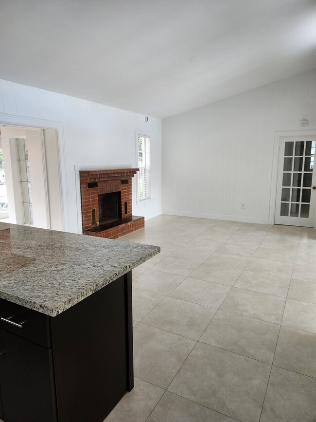 Photo - 11455 SW 82nd Ave