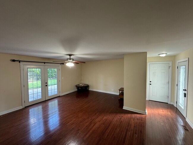 Photo - 7101 Longmeadow Ln
