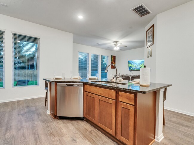 Photo - 403 Magnolia Ln