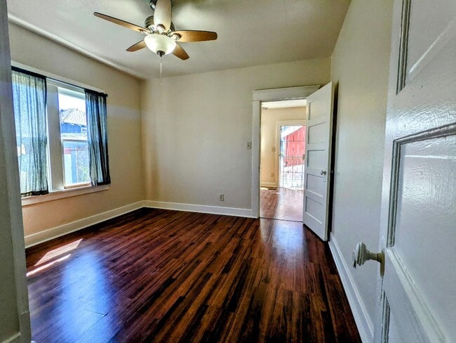 Photo - 517 24th St Unit 517
