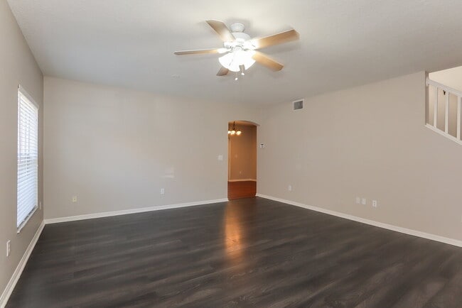 Photo - 11116 Newbridge Dr