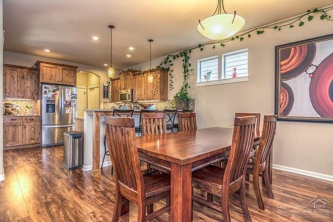 Photo - 20758 NE Sierra Dr
