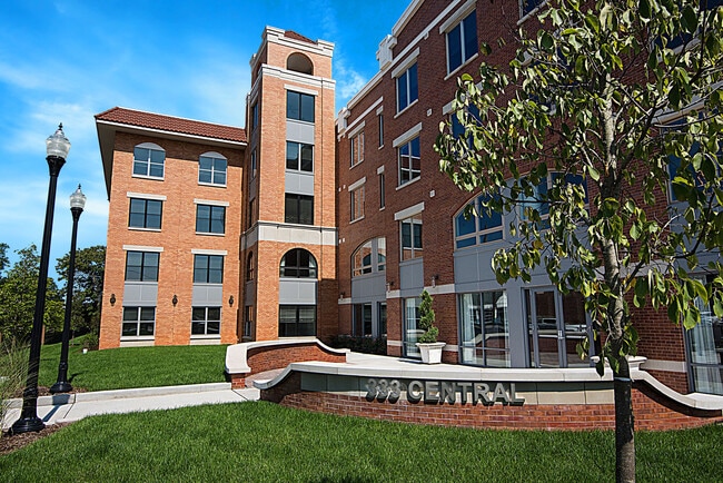 333 Central apartments — community photo