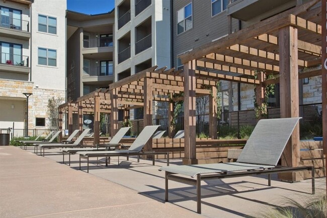 Photo - Henley at the RIM