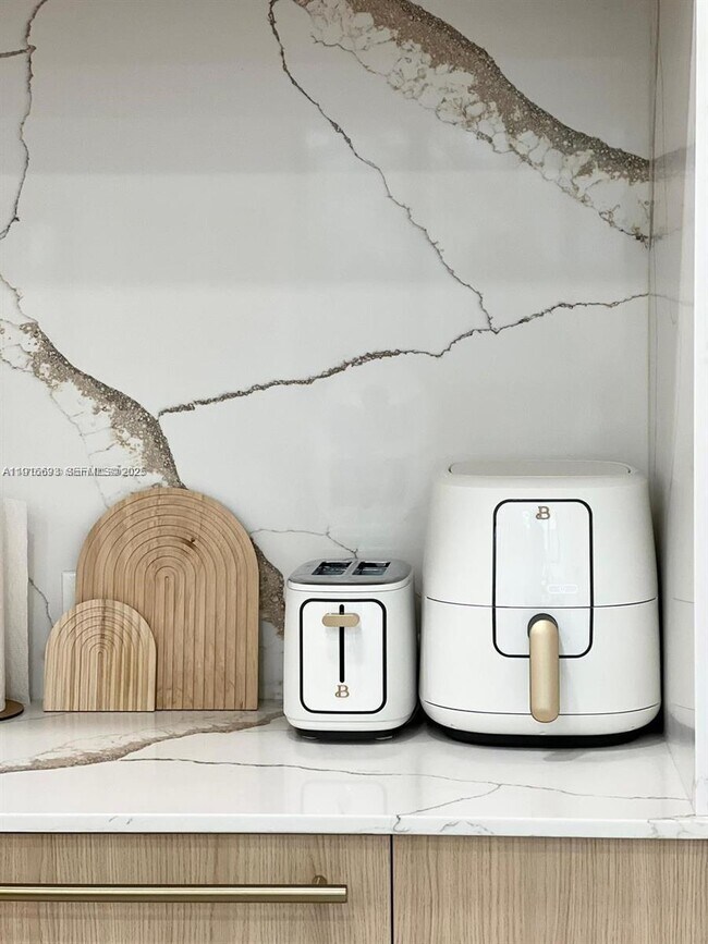 Photo - 2150 SW 46th Ct