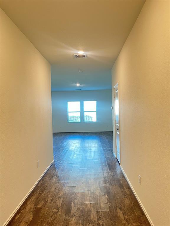 Photo - 112 High Hill Cv