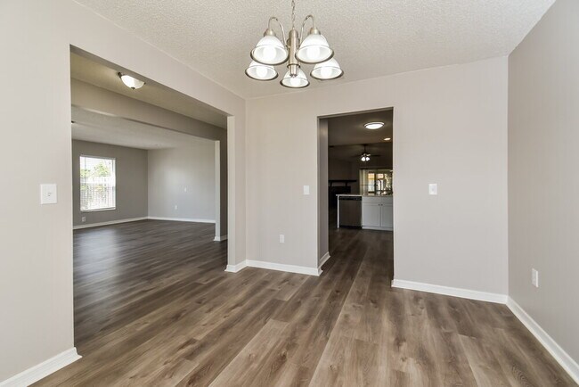 Photo - 2064 Ambergris Dr