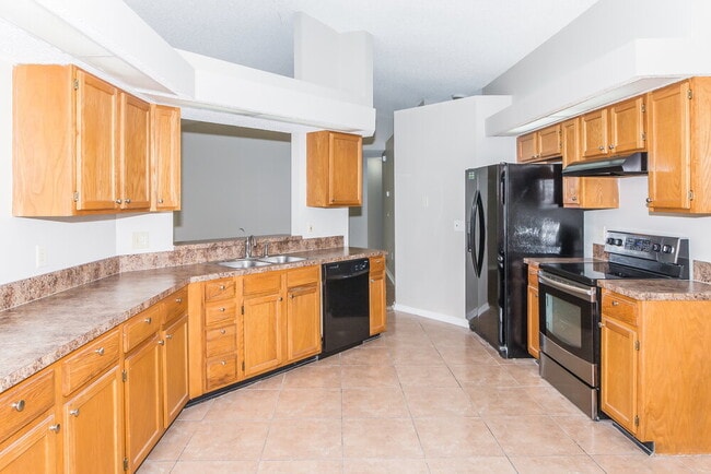 Photo - 3379 Deerfield Pointe Dr