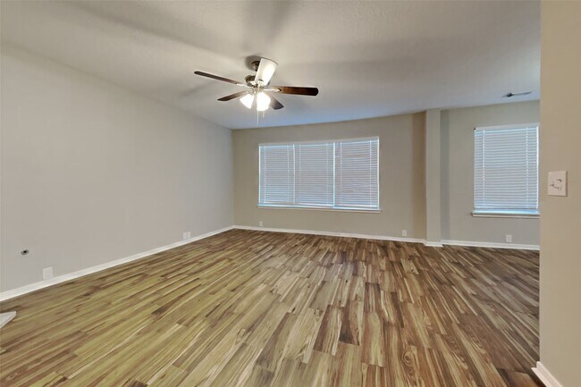 Photo - 7311 Wisteria Chase Pl