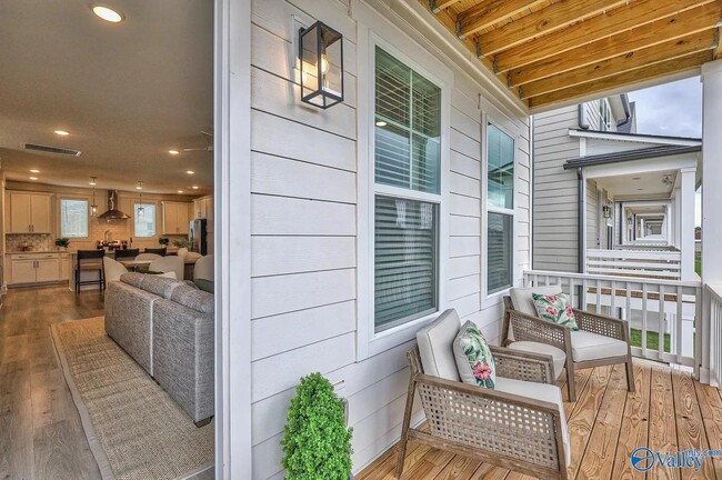 Photo - 1589 Old Monrovia Rd NW