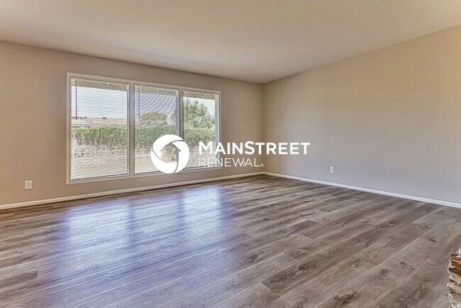 Photo - 4 Bedroom Pet-Friendly Home in Mesa, AZ with Main Street Renewal