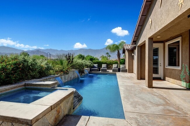 Photo - 7 Lake Mendocino Dr