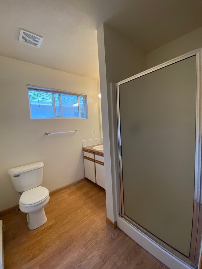 Photo - 219 W Myrtle St Unidad APT D
