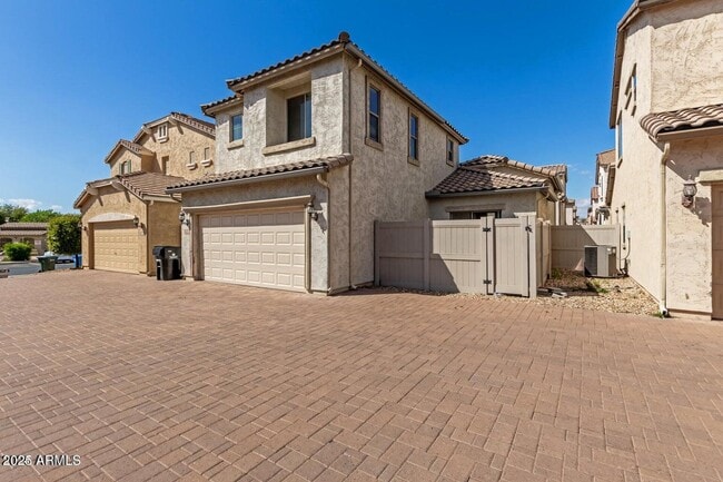 Photo - 2343 N 83rd Dr