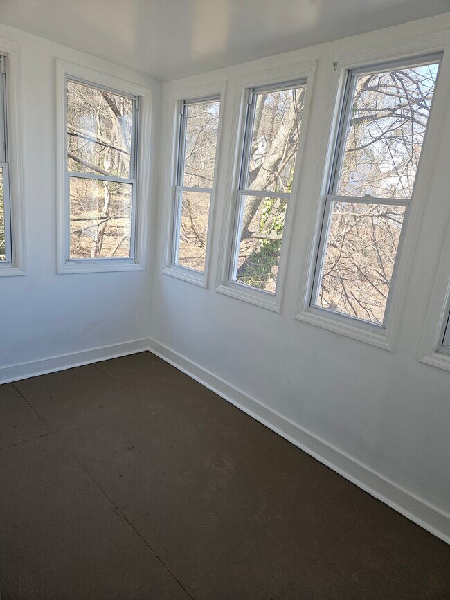 68 Llewellyn Ave Unit 3 bedroom- unit 2