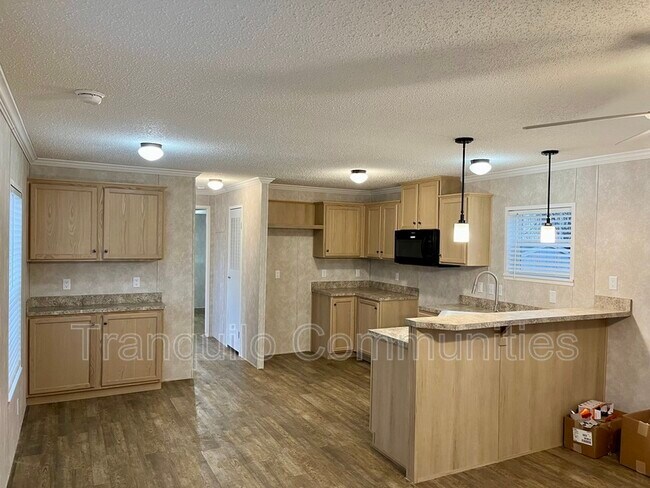 Photo - w33441-W33441 County Trunk Hwy K