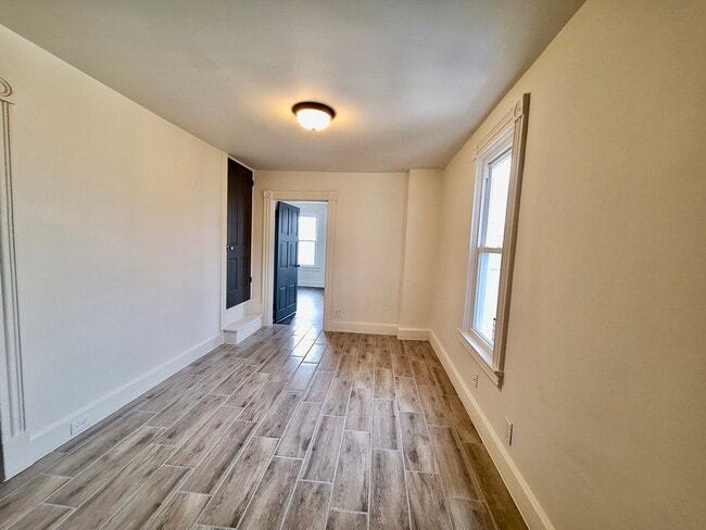 Photo - 260 S Spruce St Unit 201