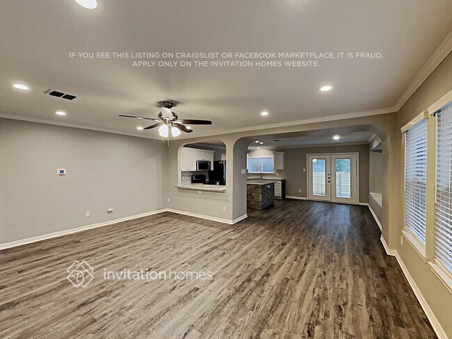 Photo - 704 Gibson St