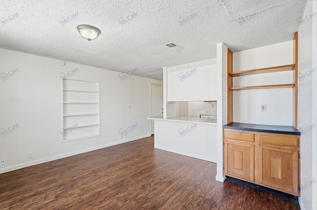 Photo - 14614 Seminole Dr