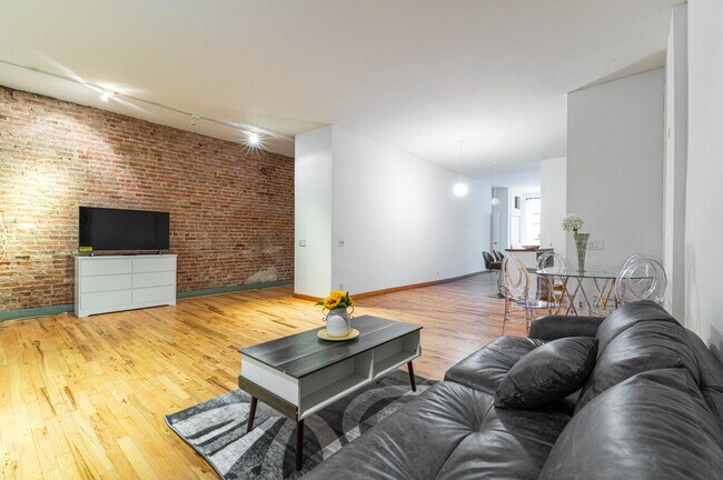 Photo - 154 Chambers St Unidad SI ID1323899P