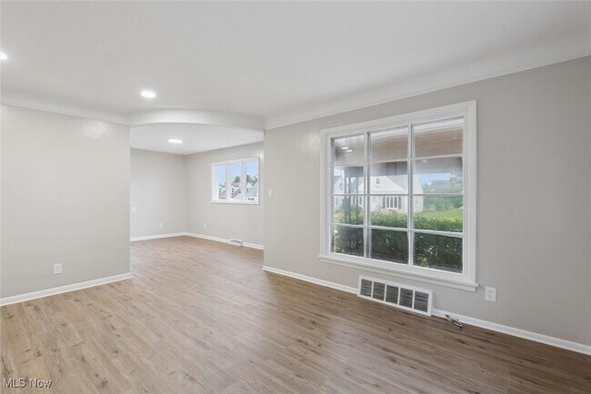 Photo - 14214 Reddington Ave