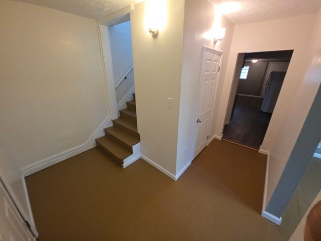 Photo - 240 Marshall St