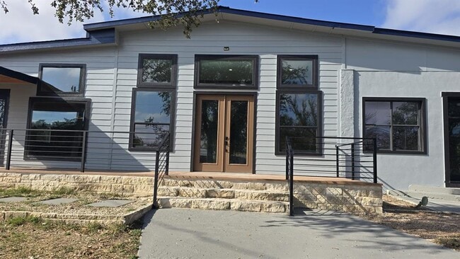 Photo - 17621 Stacey Ln