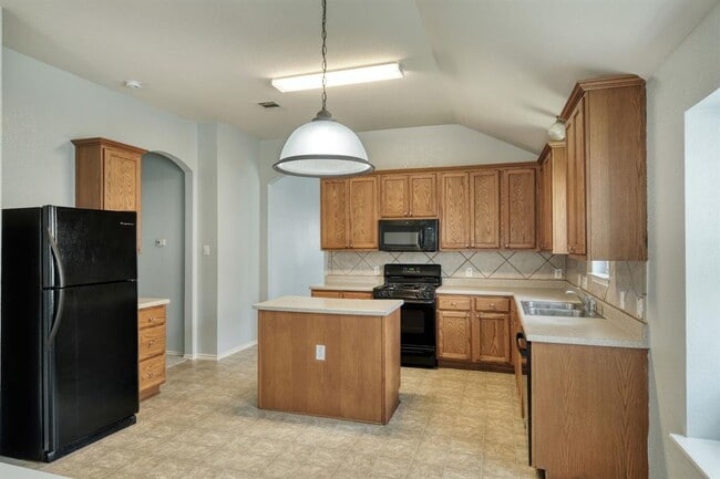 Photo - 1910 Rachel Ln