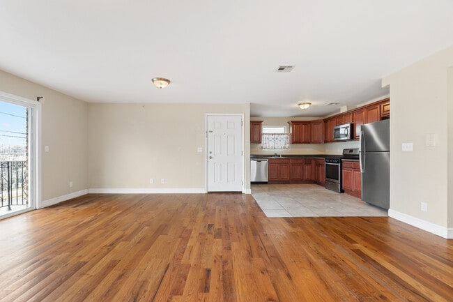 Photo - 270 S 20th St Unit 2