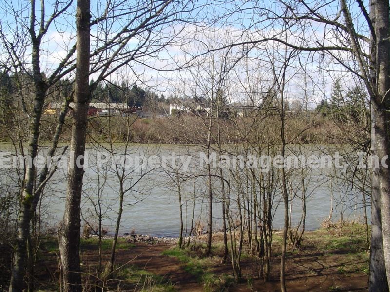 Riverfront 2+ bedroom/ 2 full bath manufactured home - Riverfront 2+ bedroom/ 2 full bath manufactured home