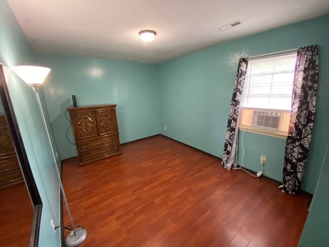 Unfurnished (for sizing reference)