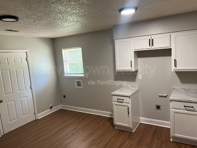 Photo - 1059 Eyers Rd