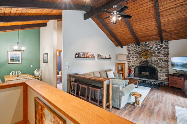 Building Photo - 26 Mittenwald Strasse Unit ID1333655P