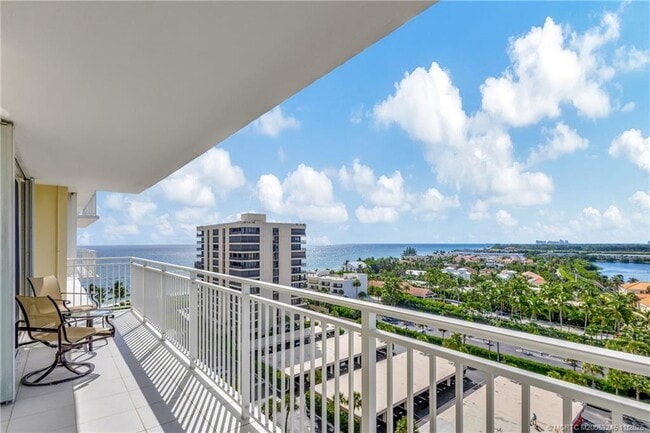 Building Photo - 500 Ocean Dr Unit W11